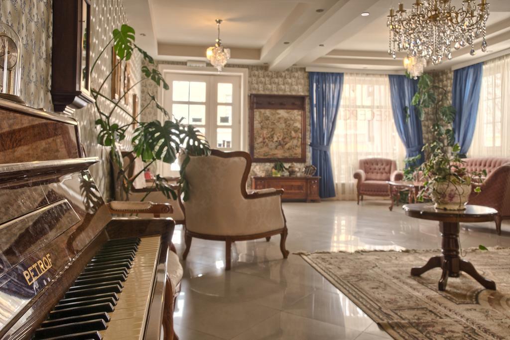 Hotel Kralj Врнячка-Баня Экстерьер фото
