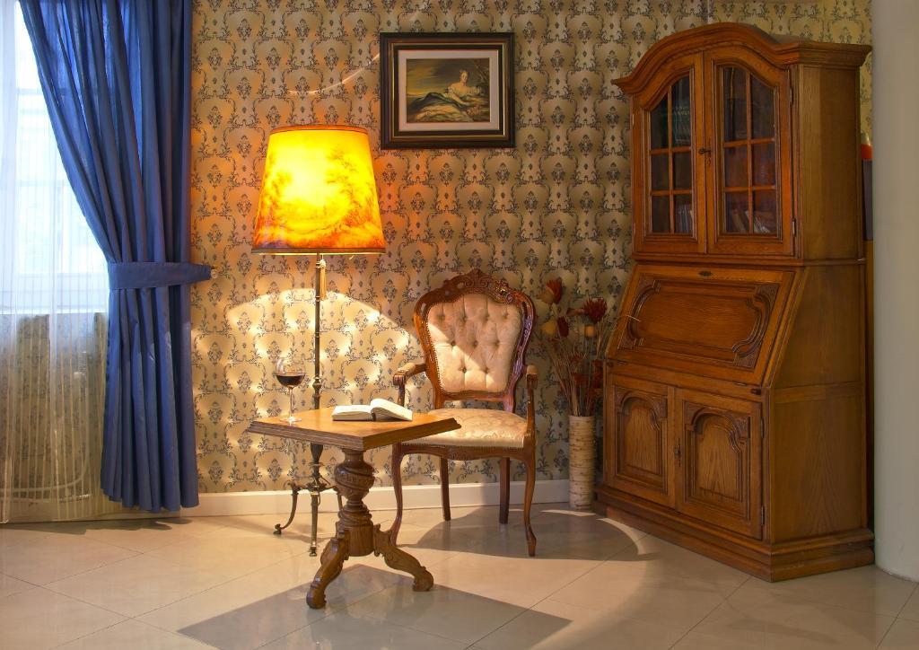 Hotel Kralj Врнячка-Баня Экстерьер фото